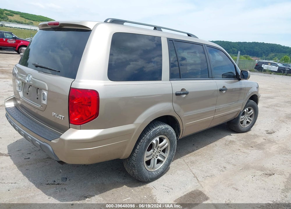2005 HONDA PILOT EX-L VIN: 5FNYF18575B015448