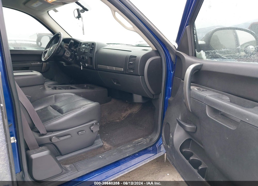 2013 CHEVROLET SILVERADO 1500 LT VIN: 1GCRKSE77DZ380796