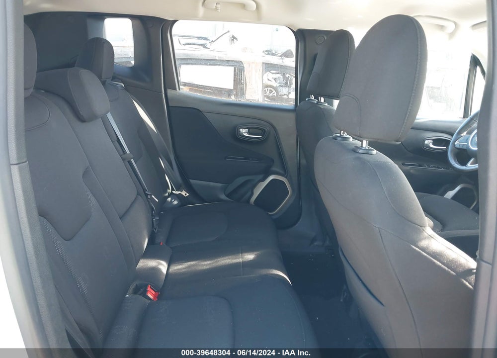 2017 JEEP RENEGADE LATITUDE 4X4 VIN: ZACCJBBB8HPE63580