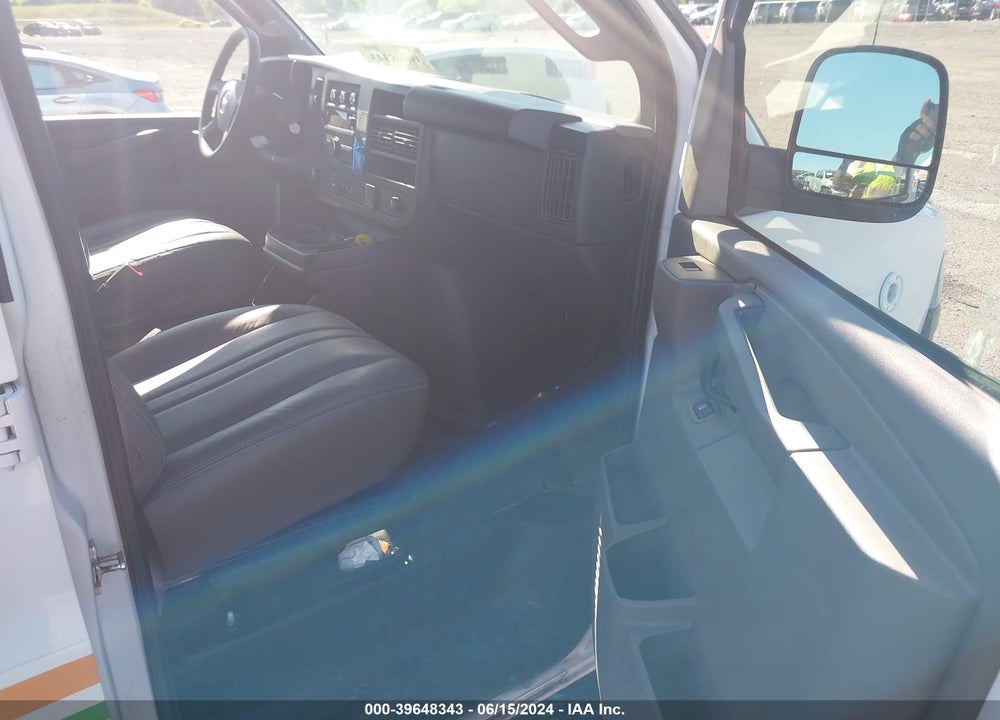 2020 CHEVROLET EXPRESS CARGO RWD 3500 REGULAR WHEELBASE WT VIN: 1GCZGGFG6L1172127