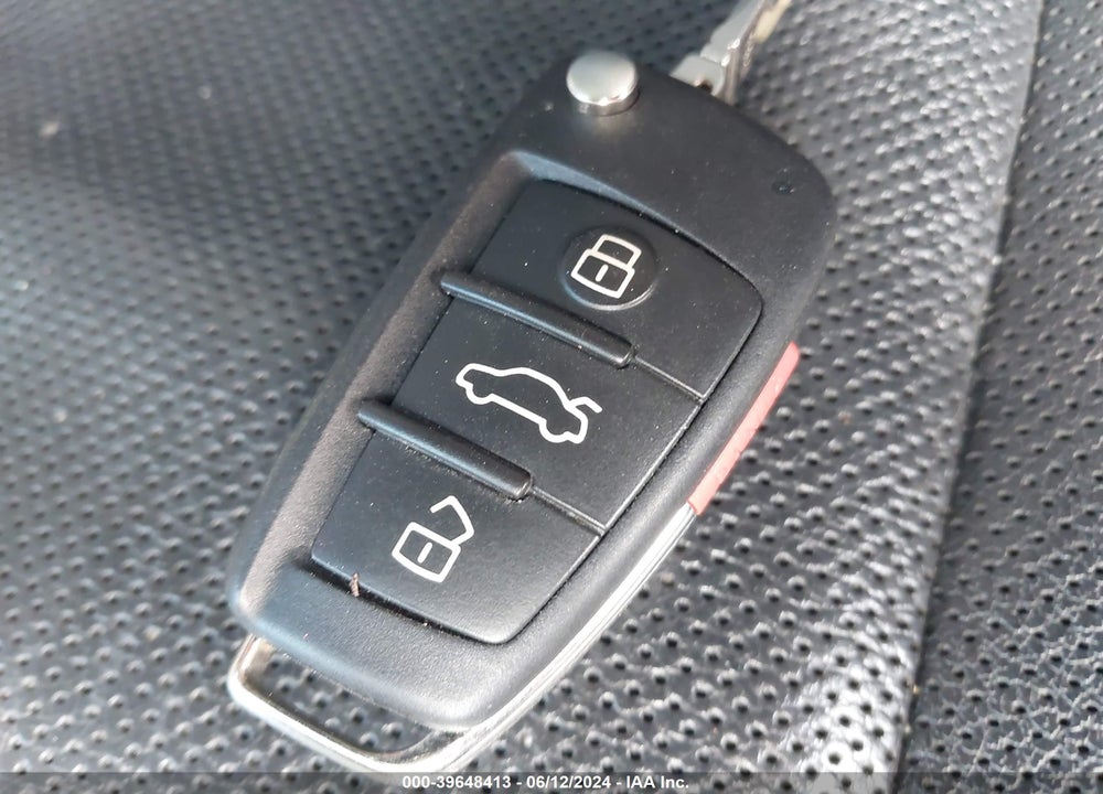 2013 AUDI Q7 3.0 TDI PREMIUM VIN: WA1WMAFE0DD004372