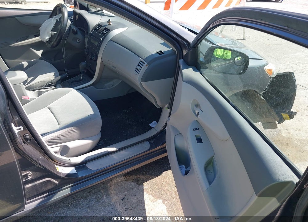 2009 TOYOTA COROLLA LE VIN: JTDBL40E69J006640
