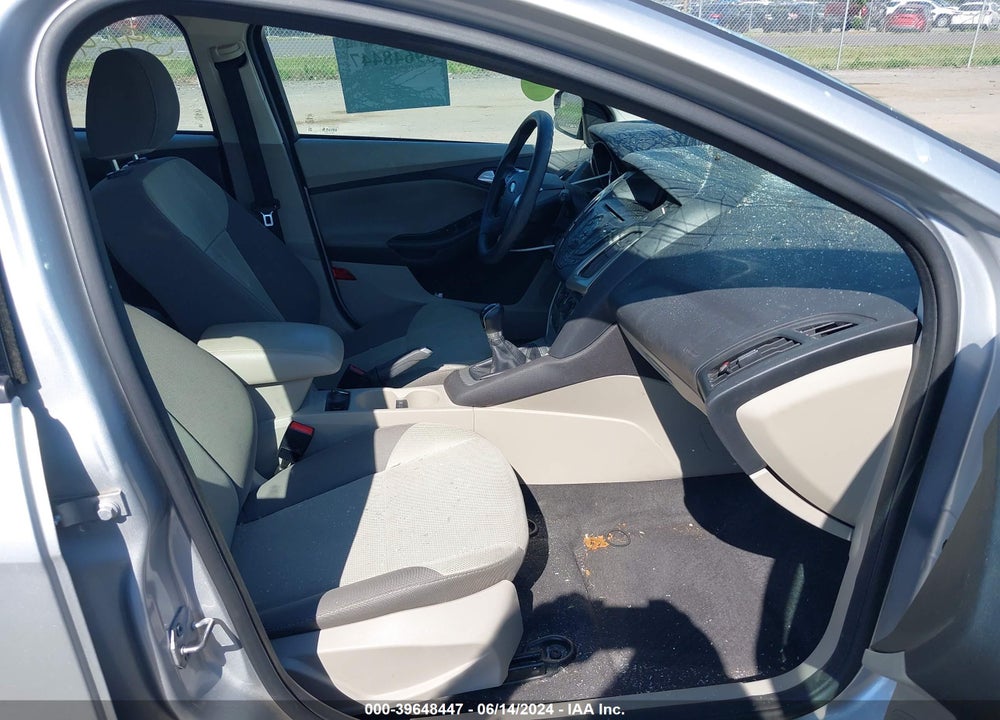 2014 FORD FOCUS SE VIN: 1FADP3K23EL134123