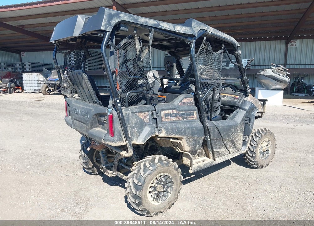 2024 HONDA SXS700 M4 VIN: 1HFVE0251R4900160