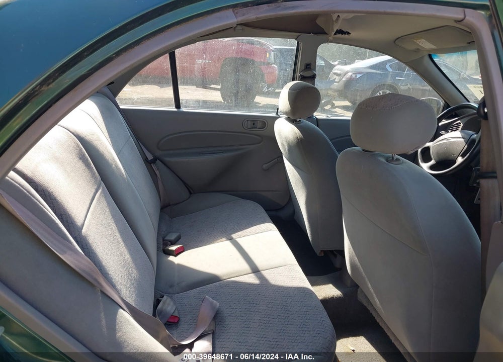 1999 FORD ESCORT LX VIN: 1FAFP10P7XW198730