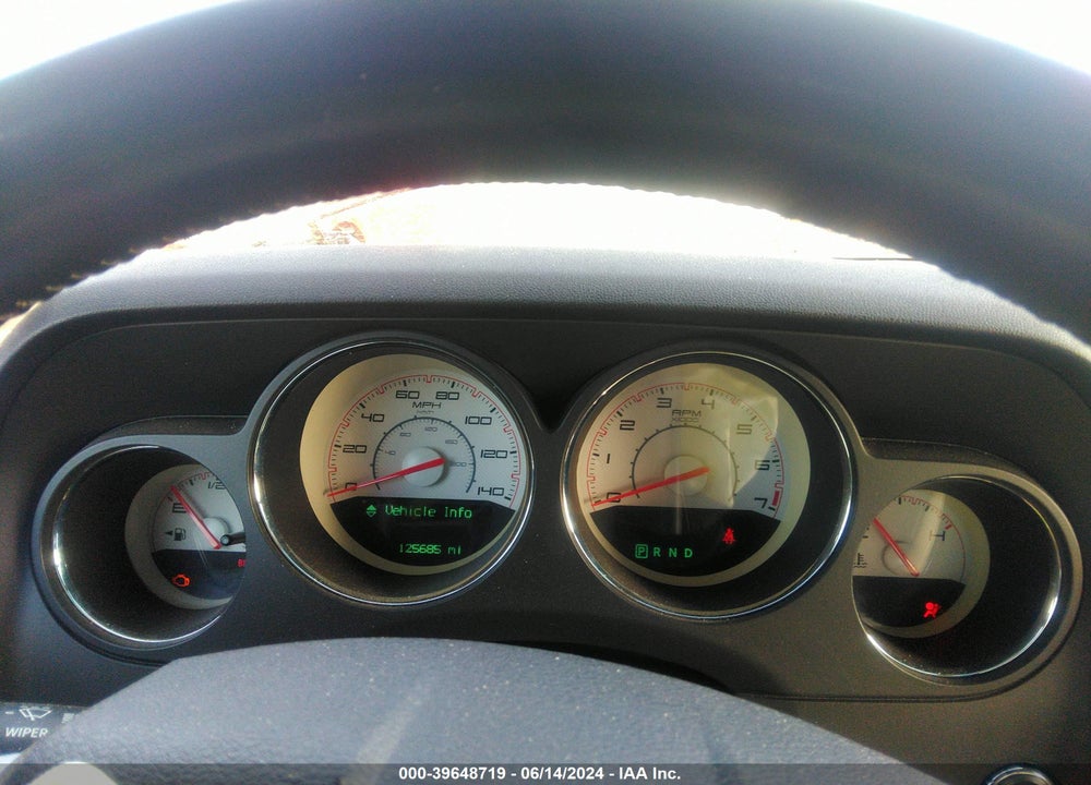 2013 DODGE CHALLENGER SXT VIN: 2C3CDYAG4DH635840