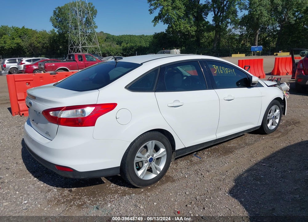 2014 FORD FOCUS SE VIN: 1FADP3F29EL402988