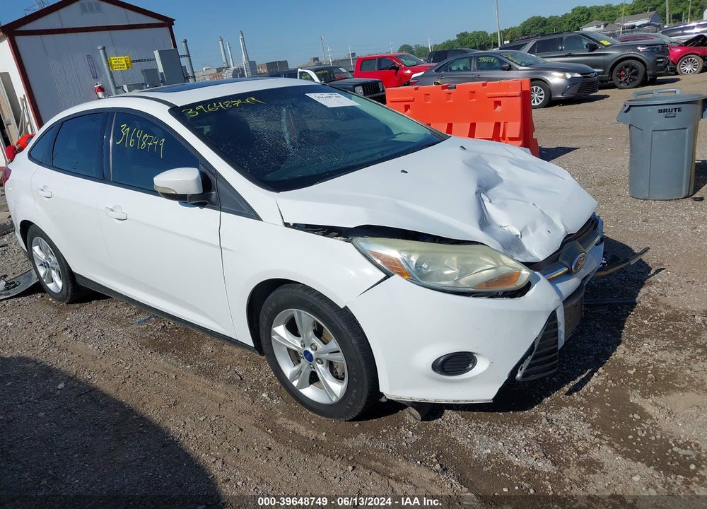 2014 FORD FOCUS SE VIN: 1FADP3F29EL402988