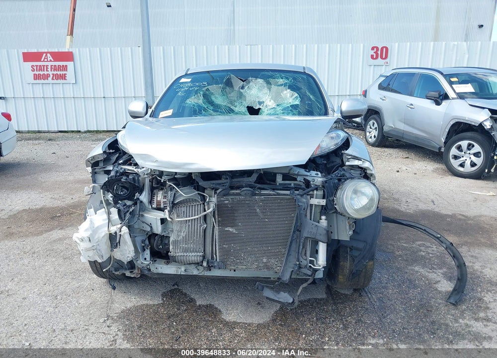 2011 NISSAN JUKE S VIN: JN8AF5MV6BT024816