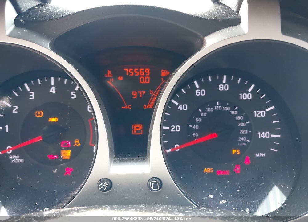 2011 NISSAN JUKE S VIN: JN8AF5MV6BT024816