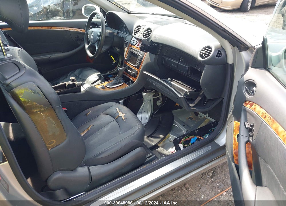 2004 MERCEDES-BENZ CLK 320 VIN: WDBTK65G84T021522
