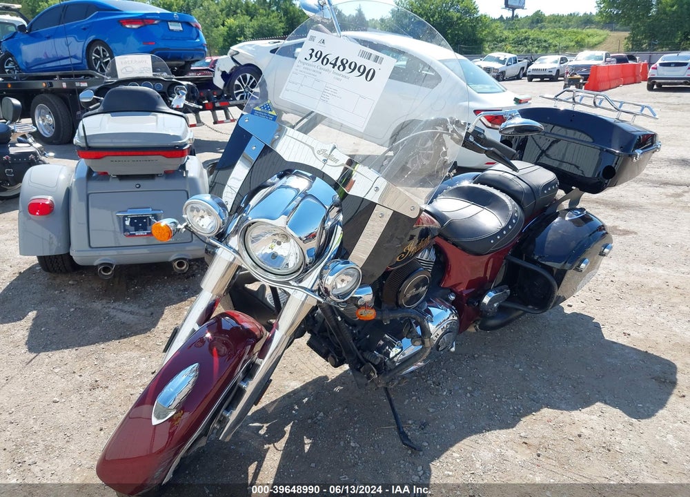 2017 INDIAN MOTORCYCLE CO. CHIEF CLASSIC VIN: 56KCCCAAXH3356361
