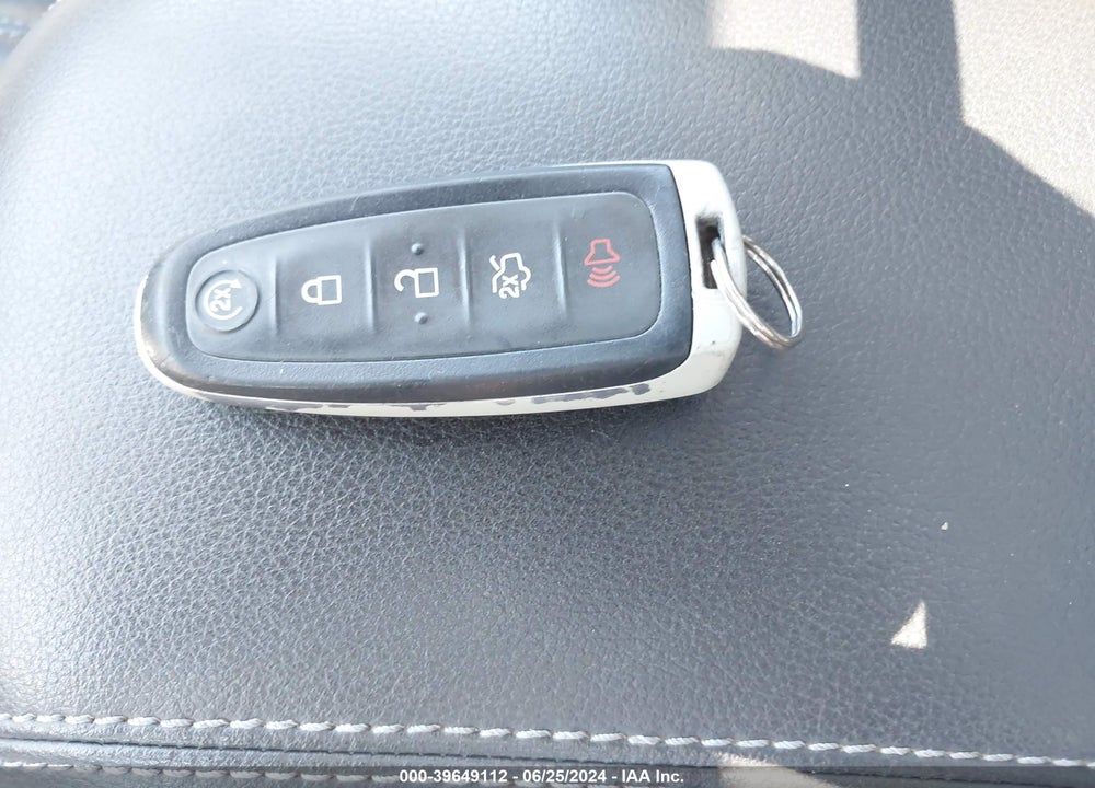 2014 FORD ESCAPE TITANIUM VIN: 1FMCU0J9XEUA39835