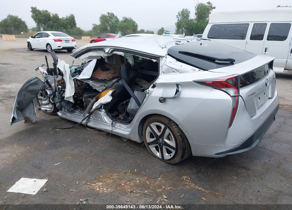 2018 TOYOTA PRIUS THREE TOURING VIN: JTDKARFU2J3552703