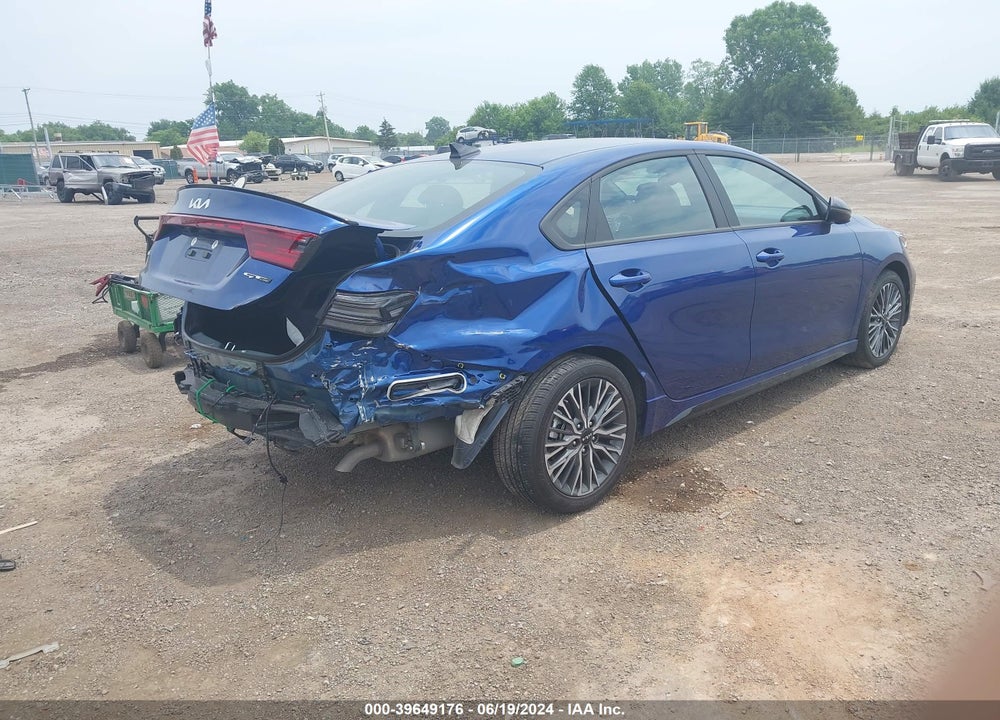 2024 KIA FORTE GT LINE VIN: 3KPF54AD3RE757581