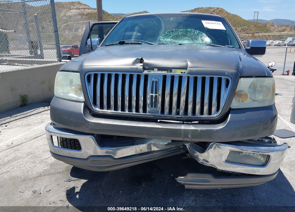 2006 LINCOLN MARK LT VIN: 5LTPW18566FJ02358