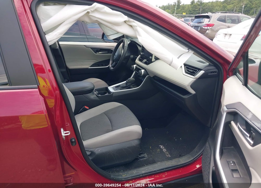 2021 TOYOTA RAV4 XLE VIN: 2T3P1RFV4MW207155