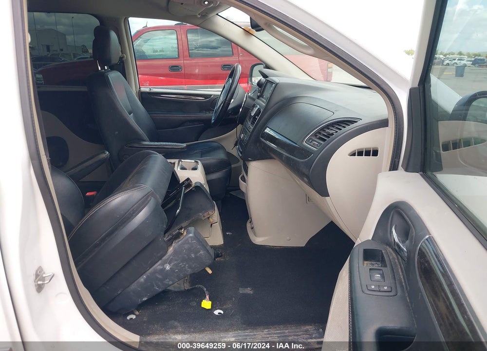2016 CHRYSLER TOWN & COUNTRY TOURING VIN: 2C4RC1BG2GR232789