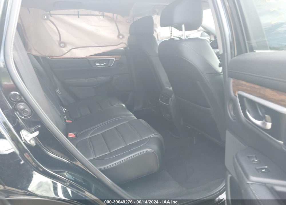 2018 HONDA CR-V TOURING VIN: 2HKRW2H9XJH150805