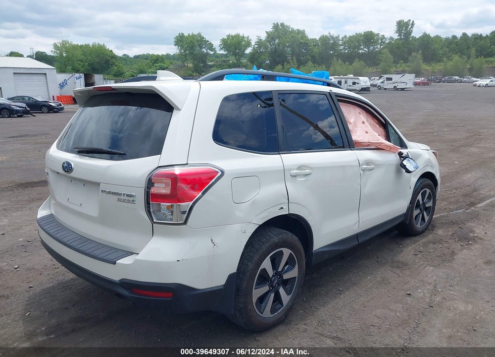 2017 SUBARU FORESTER 2.5I PREMIUM VIN: JF2SJAECXHH402640