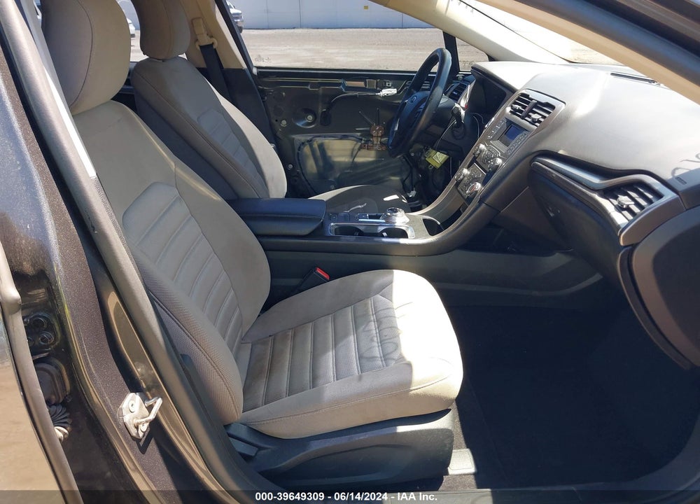 2017 FORD FUSION S VIN: 3FA6P0G77HR108531