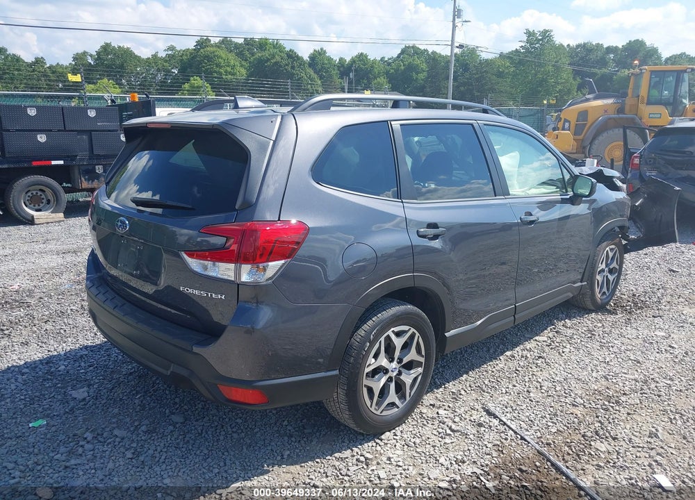2020 SUBARU FORESTER PREMIUM VIN: JF2SKAJC9LH581684