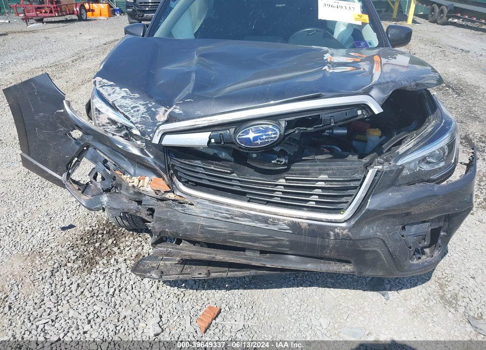2020 SUBARU FORESTER PREMIUM VIN: JF2SKAJC9LH581684