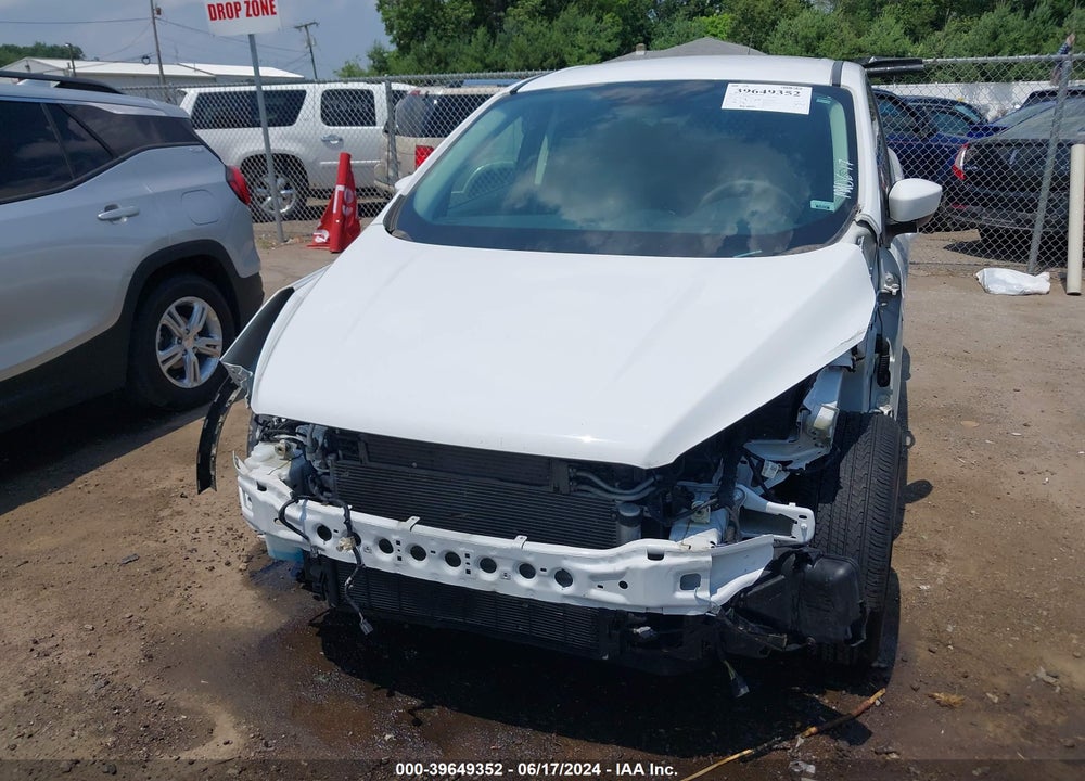 2017 FORD ESCAPE SE VIN: 1FMCU0GDXHUC64806