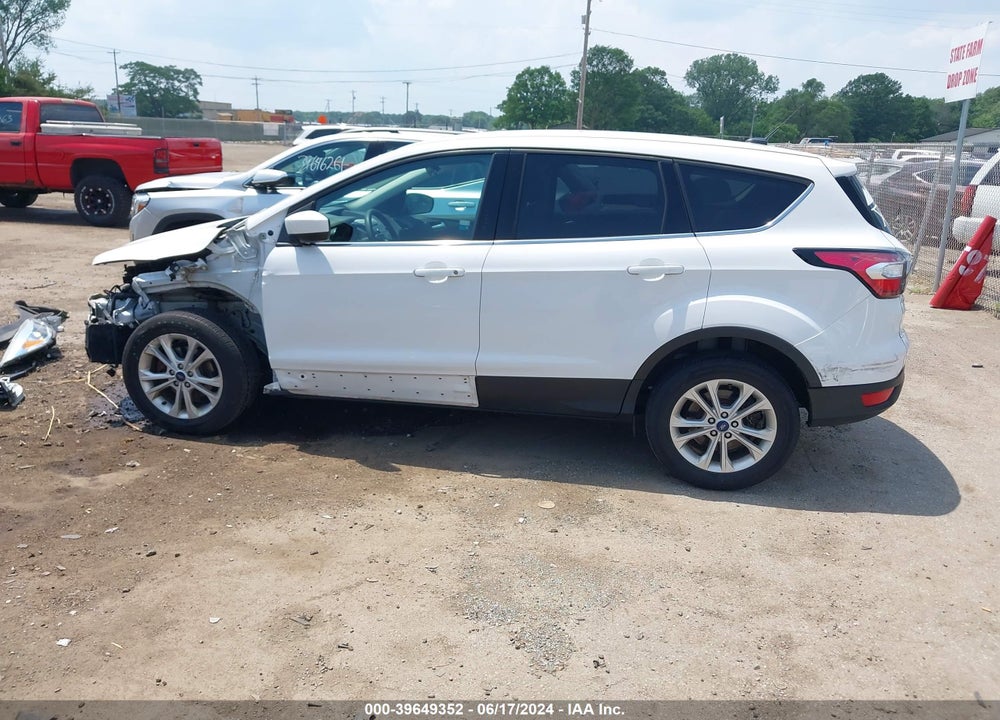 2017 FORD ESCAPE SE VIN: 1FMCU0GDXHUC64806