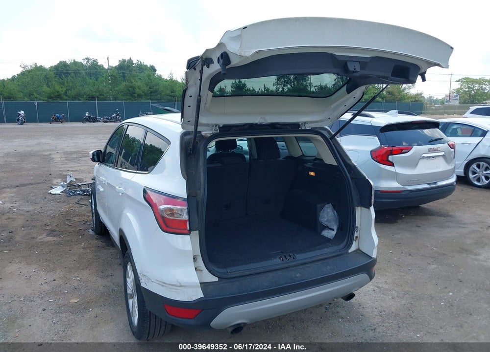 2017 FORD ESCAPE SE VIN: 1FMCU0GDXHUC64806