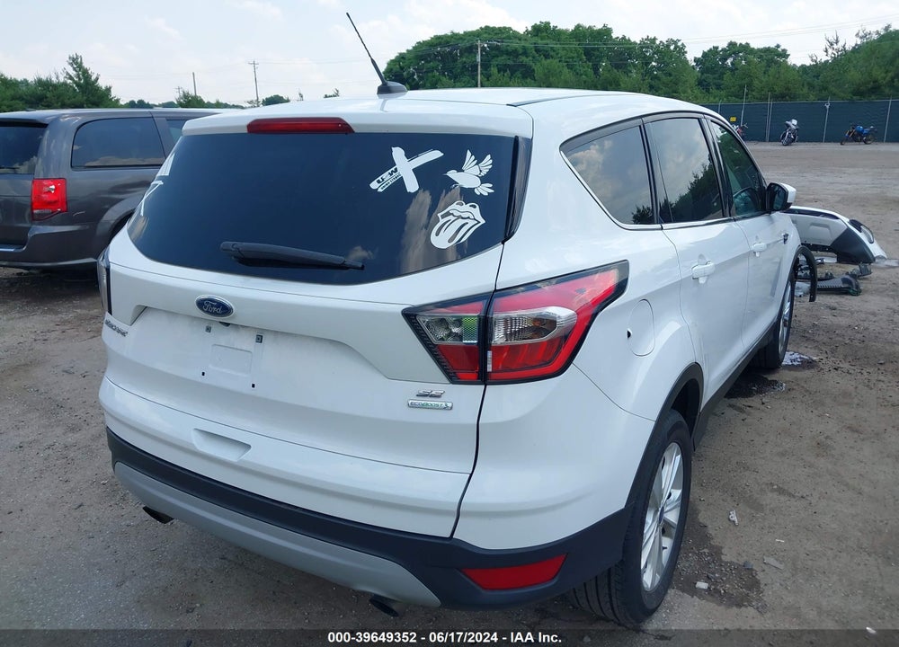 2017 FORD ESCAPE SE VIN: 1FMCU0GDXHUC64806