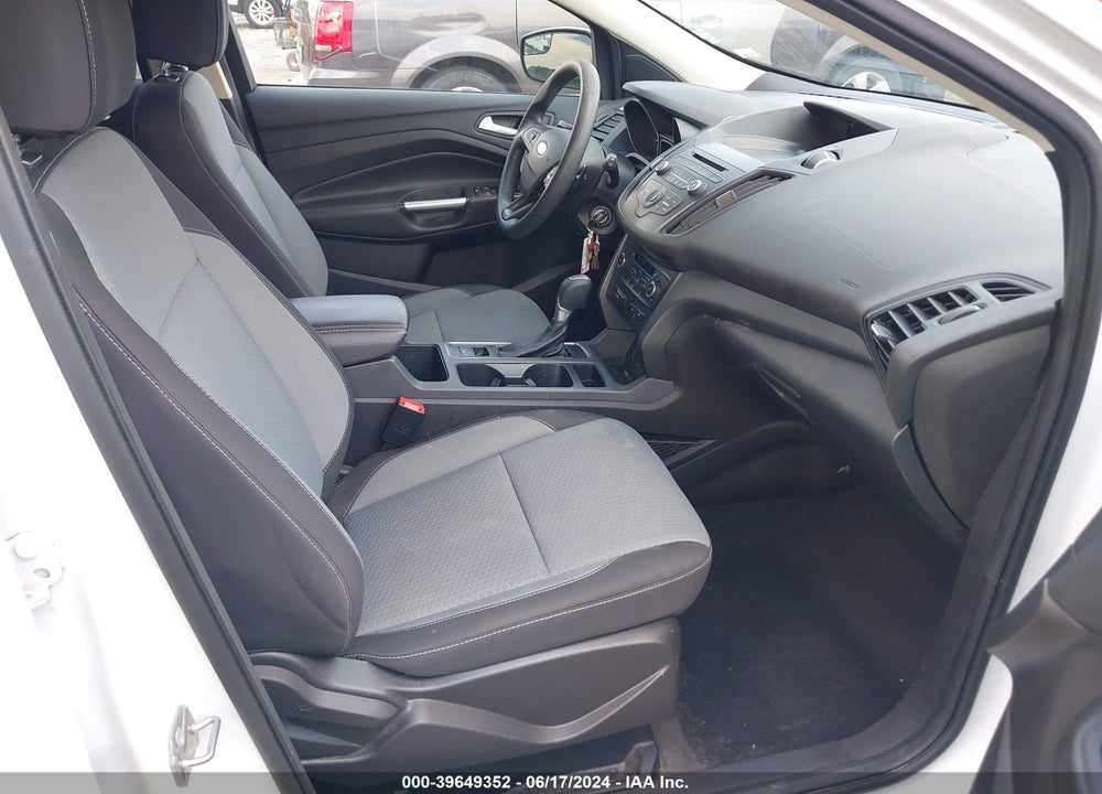 2017 FORD ESCAPE SE VIN: 1FMCU0GDXHUC64806