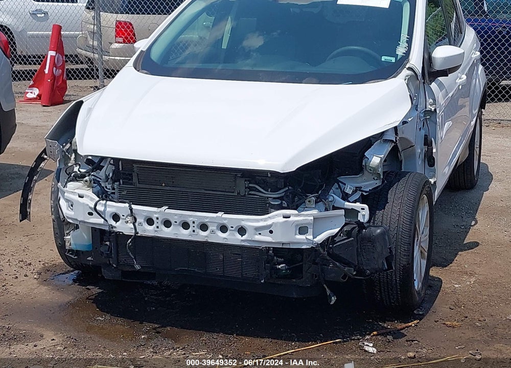 2017 FORD ESCAPE SE VIN: 1FMCU0GDXHUC64806