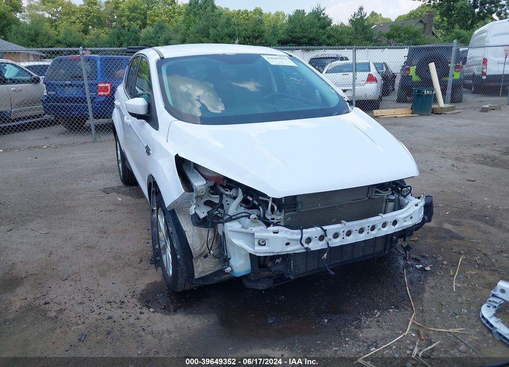 2017 FORD ESCAPE SE VIN: 1FMCU0GDXHUC64806