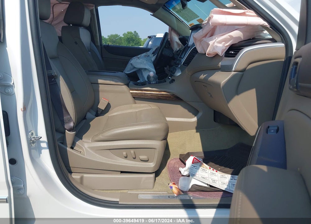 2017 GMC YUKON XL SLT VIN: 1GKS2GKC8HR384902