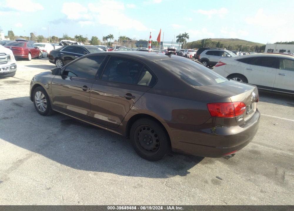 2014 VOLKSWAGEN JETTA 1.8T SE VIN: 3VWD07AJXEM213444