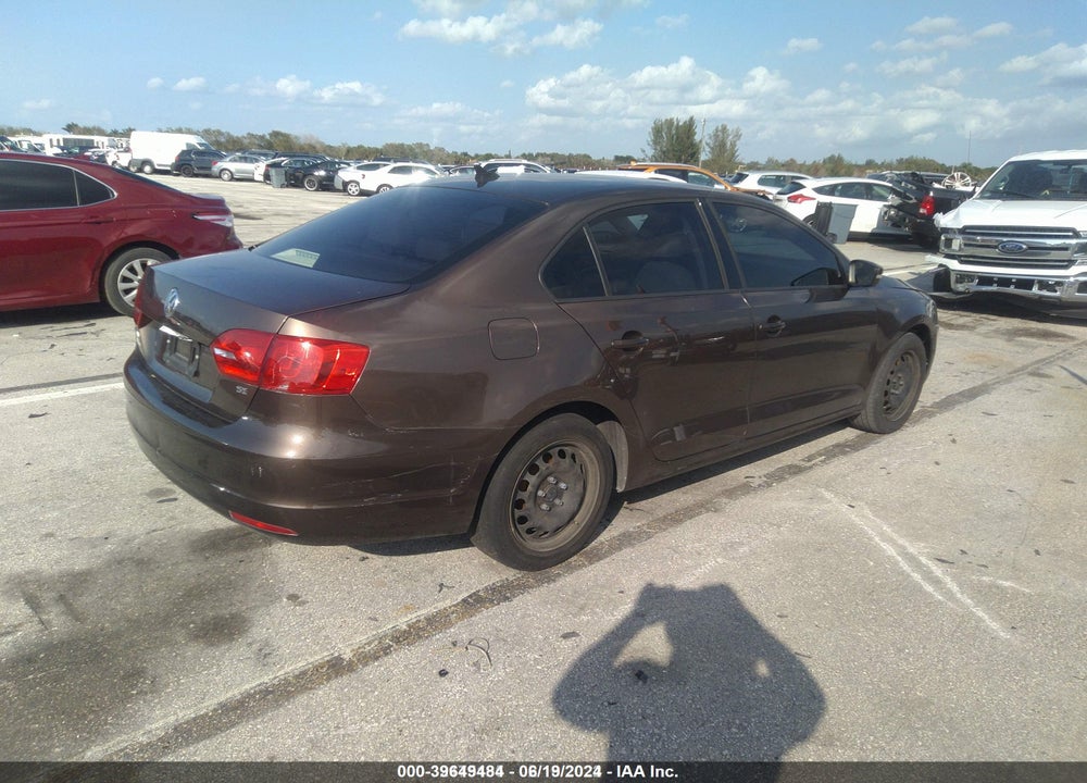 2014 VOLKSWAGEN JETTA 1.8T SE VIN: 3VWD07AJXEM213444