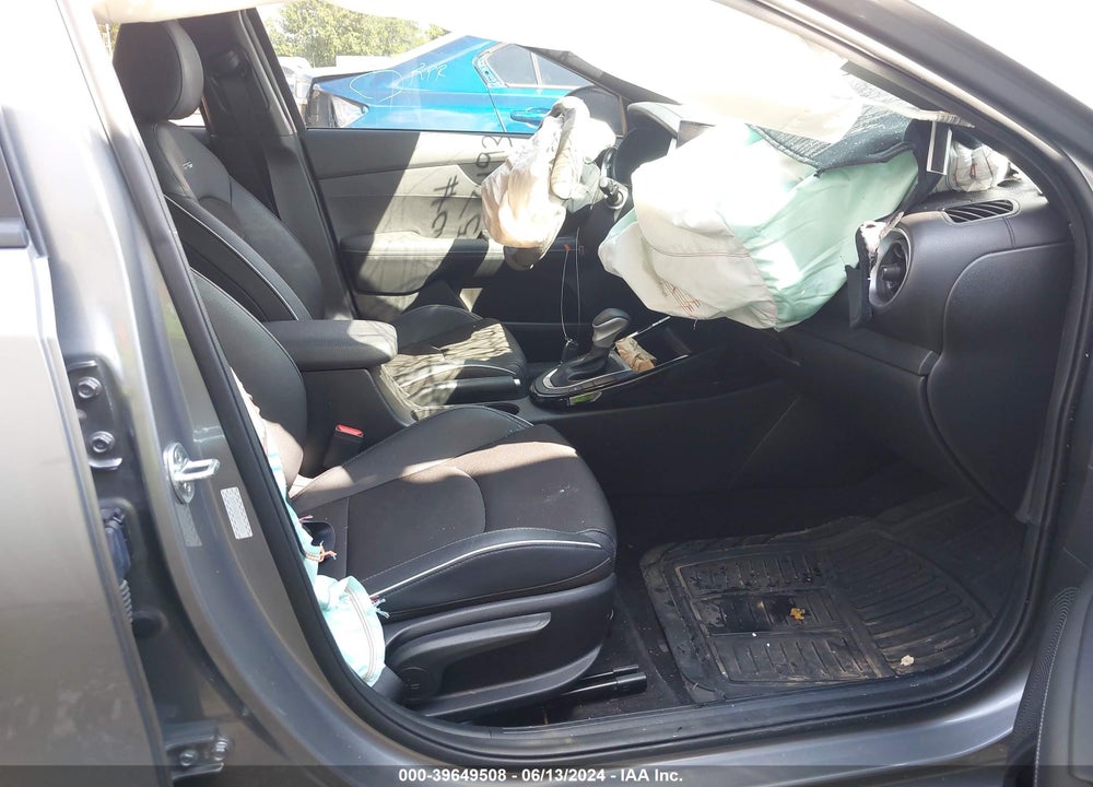 2022 KIA FORTE GT LINE VIN: 3KPF54AD1NE492041