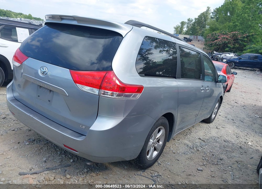 2014 TOYOTA SIENNA LE V6 8 PASSENGER VIN: 5TDKK3DC0ES485639