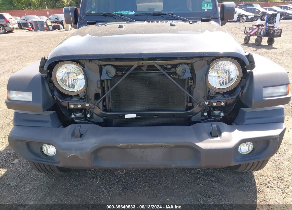 2018 JEEP WRANGLER UNLIMITED SPORT S 4X4 VIN: 1C4HJXDG6JW273233