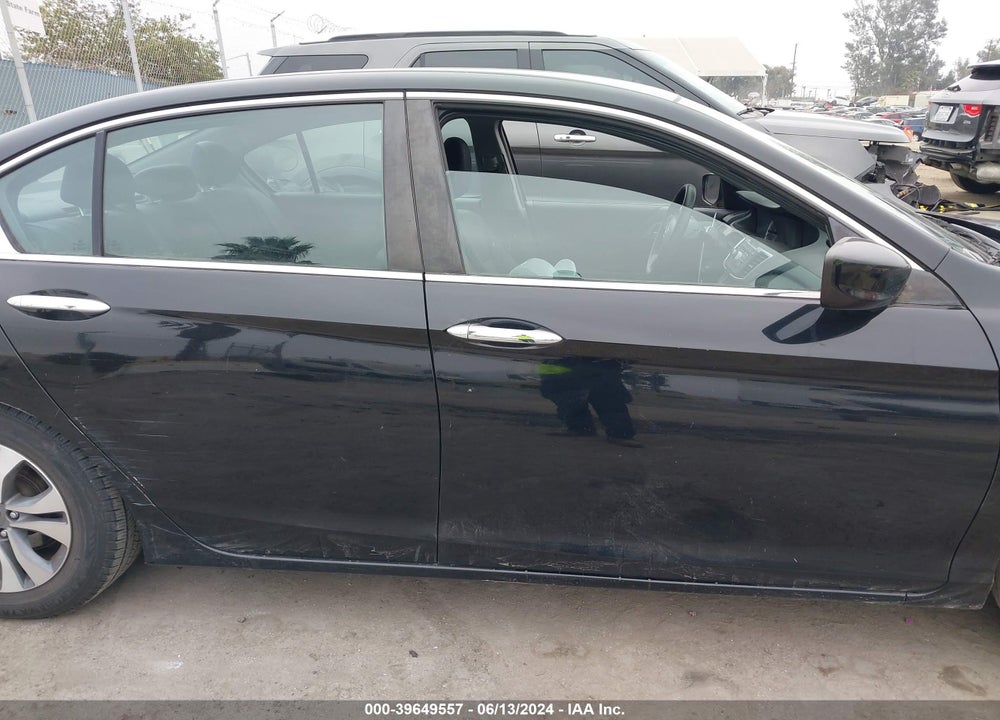 2015 HONDA ACCORD VIN: 1HGCR2F38FA181305