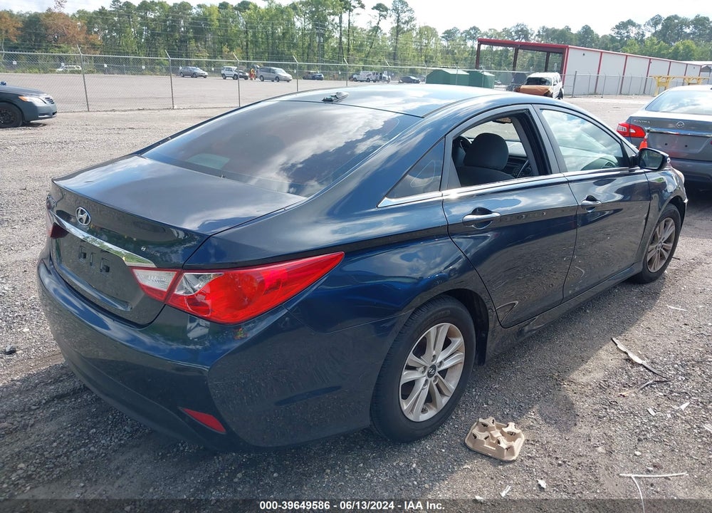 2014 HYUNDAI SONATA GLS VIN: 5NPEB4AC1EH935179