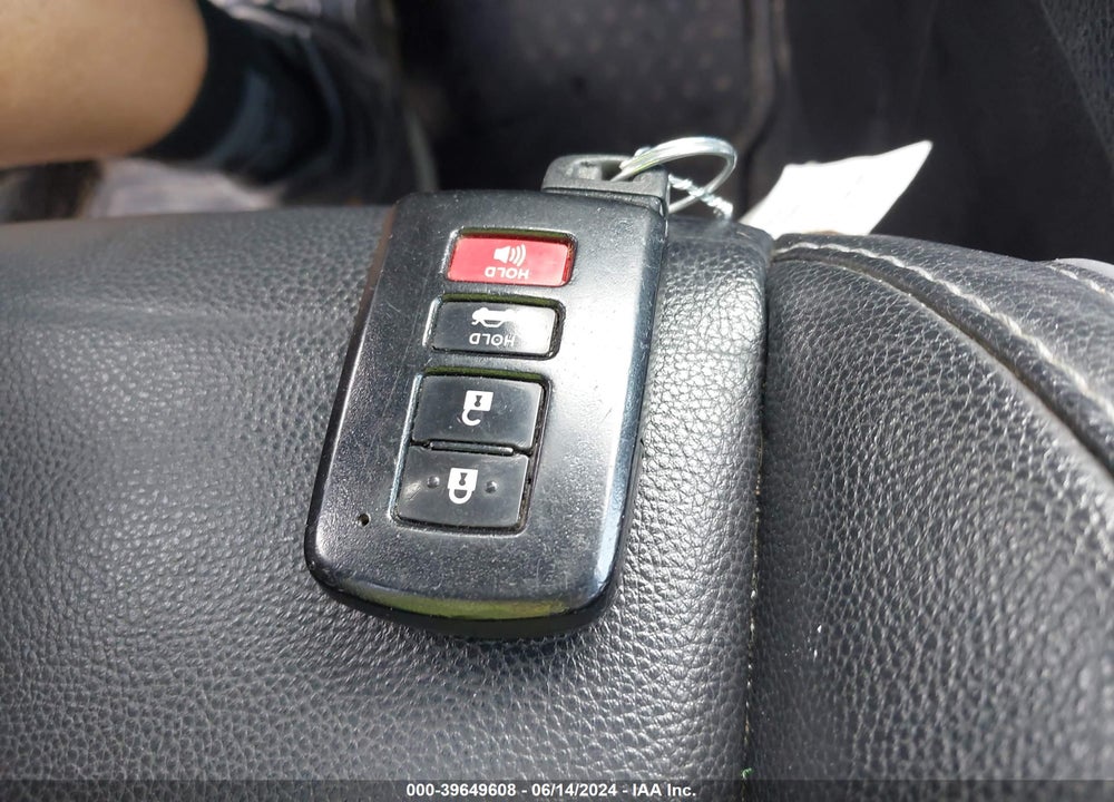 2016 TOYOTA COROLLA S PREMIUM VIN: 5YFBURHE8GP548412