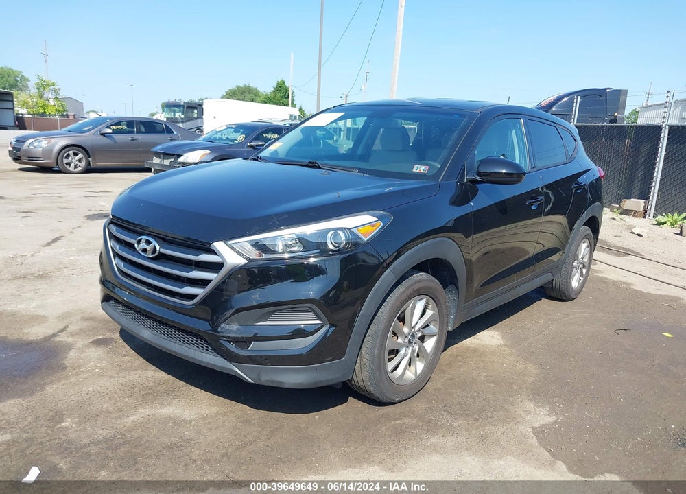 2018 HYUNDAI TUCSON SE VIN: KM8J2CA49JU766493