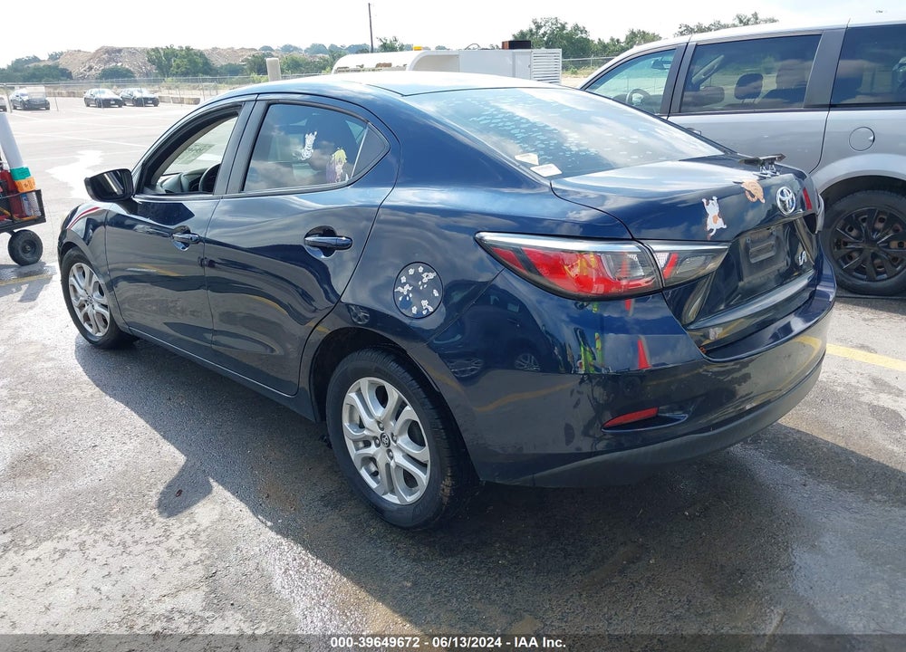 2017 TOYOTA YARIS IA VIN: 3MYDLBYVXHY174360