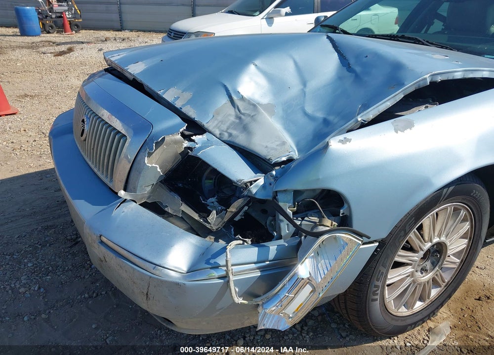 2011 MERCURY GRAND MARQUIS LS VIN: 2MEBM7FV1BX602336