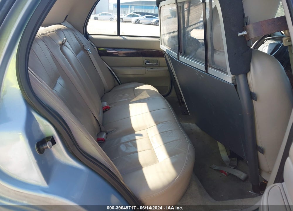 2011 MERCURY GRAND MARQUIS LS VIN: 2MEBM7FV1BX602336