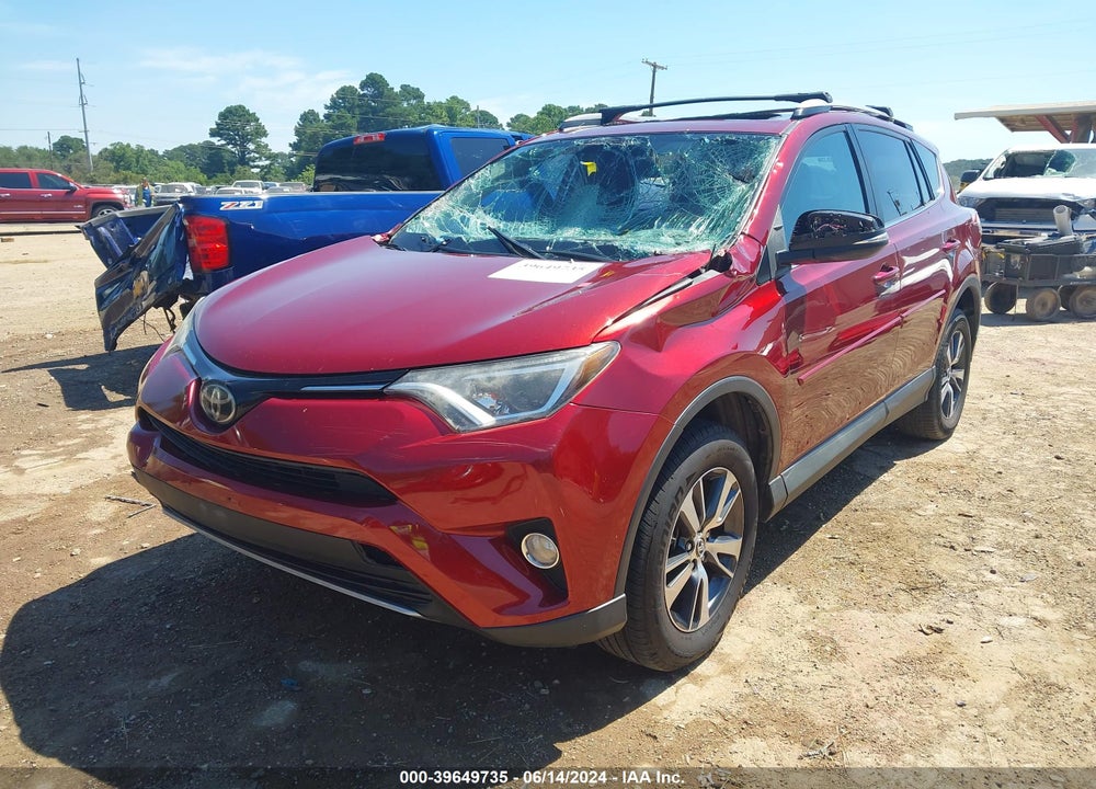 2018 TOYOTA RAV4 XLE VIN: 2T3WFREV0JW454943