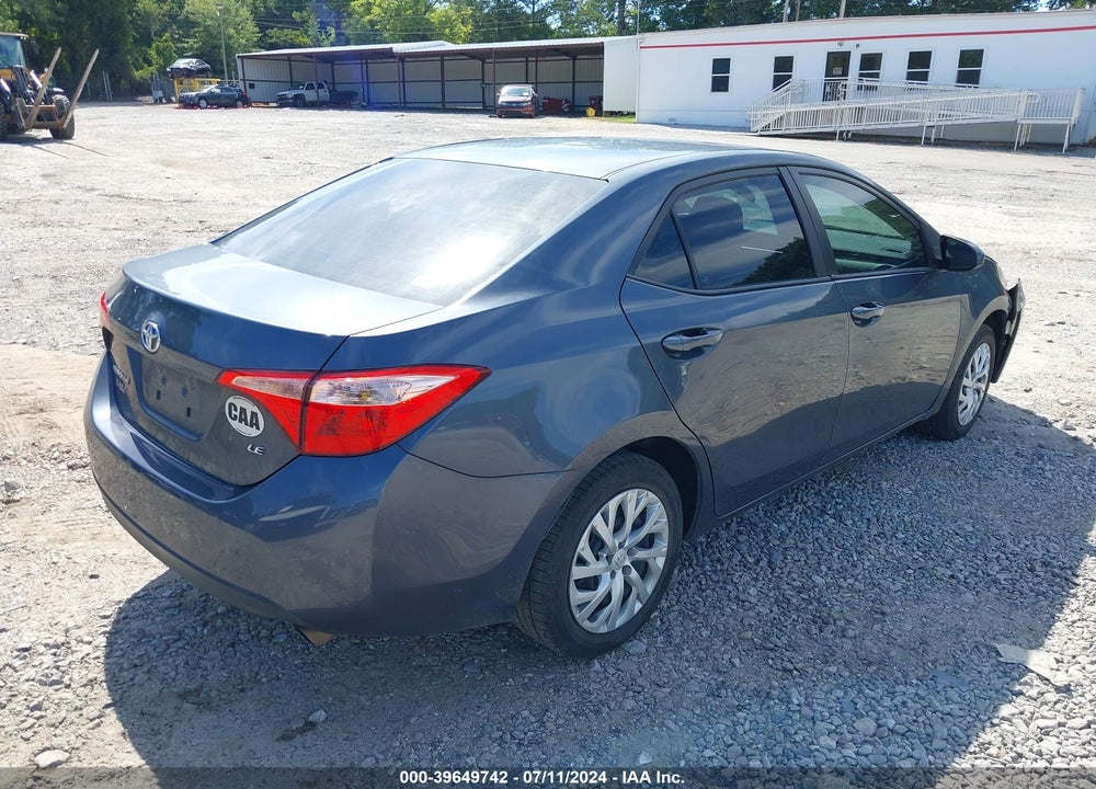 2018 TOYOTA COROLLA LE VIN: 5YFBURHE2JP846963