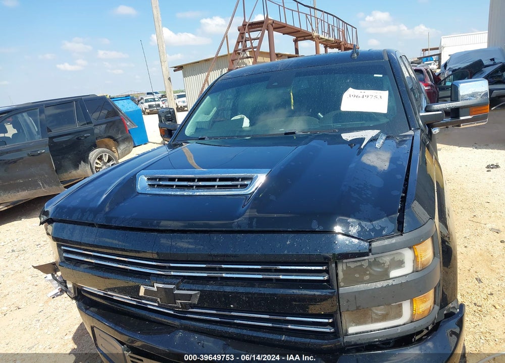 2018 CHEVROLET SILVERADO 2500HD HIGH COUNTRY VIN: 1GC1KXEY2JF223113